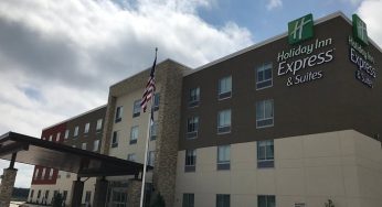 Holiday Inn Express & Suites Hannibal: Hotel dengan Fasilitas Medis dan Sarapan Gratis di Mark Twain Lake