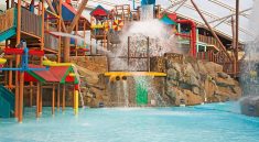 Splash Landing Water Park Serunya Bermain Air Bersama Keluarga di Mark Twain Lake
