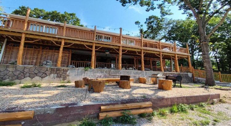 Cedar House in Rockaway Beach A Relaxing Missouri Getaway