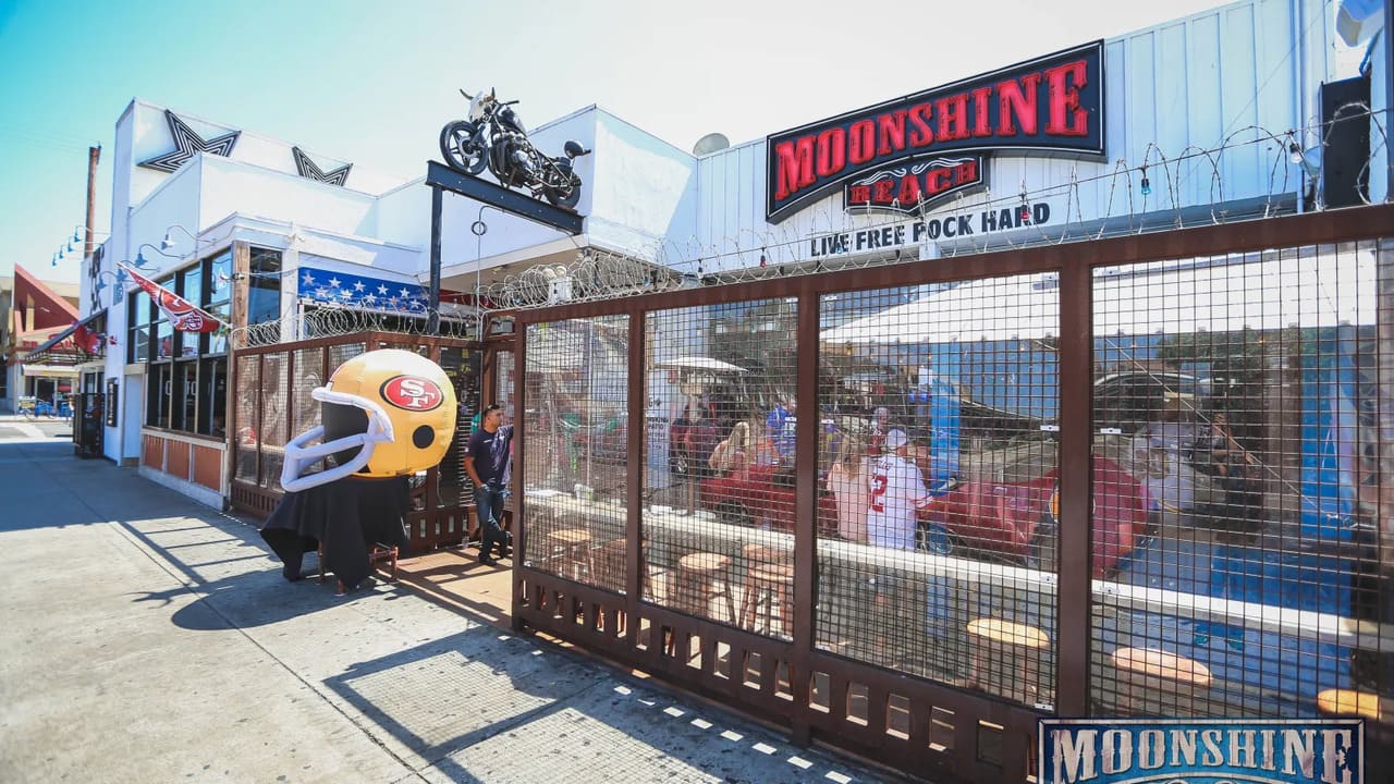 Moonshine Beach San Diego’s Premier Country Bar and Live Music Venue