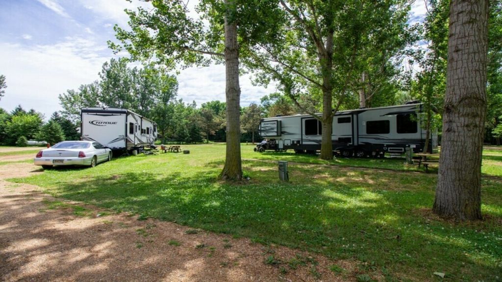 Outdoor Adventures and Recreational Activities at Windmill Campground Resort